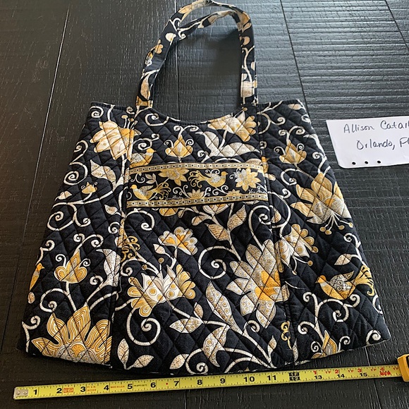 Vera Bradley Curvy Tote - Picture 1 of 4